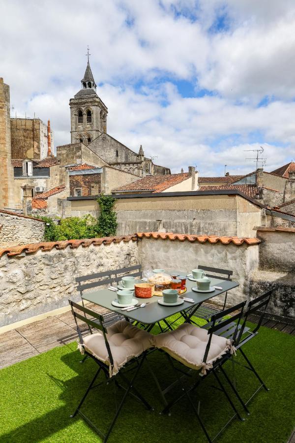 Appartamento Tour Du Palais #Terrasse #Vue Cognac Esterno foto